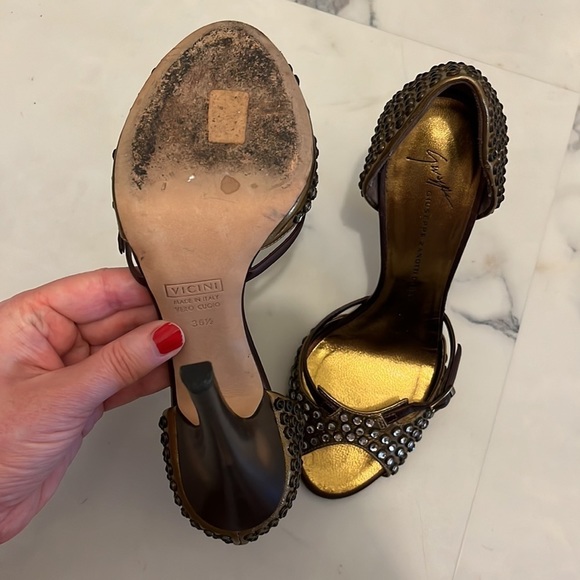 Giuseppe Zanotti Copper Gold Heels with Crystals and Black Bead Embellishments - Picture 9 of 12